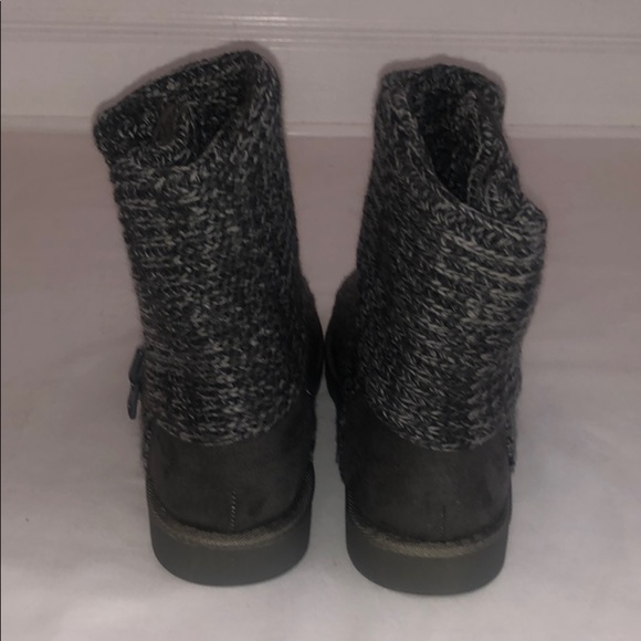 New Women's SO Gray Sweater Boots - Picture 8 of 14
